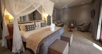 c1 chobe bush lodge bedroom